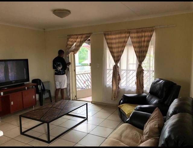 2 BEDROOM APARTMENT FOR SALE IN BENONI CENTRAL